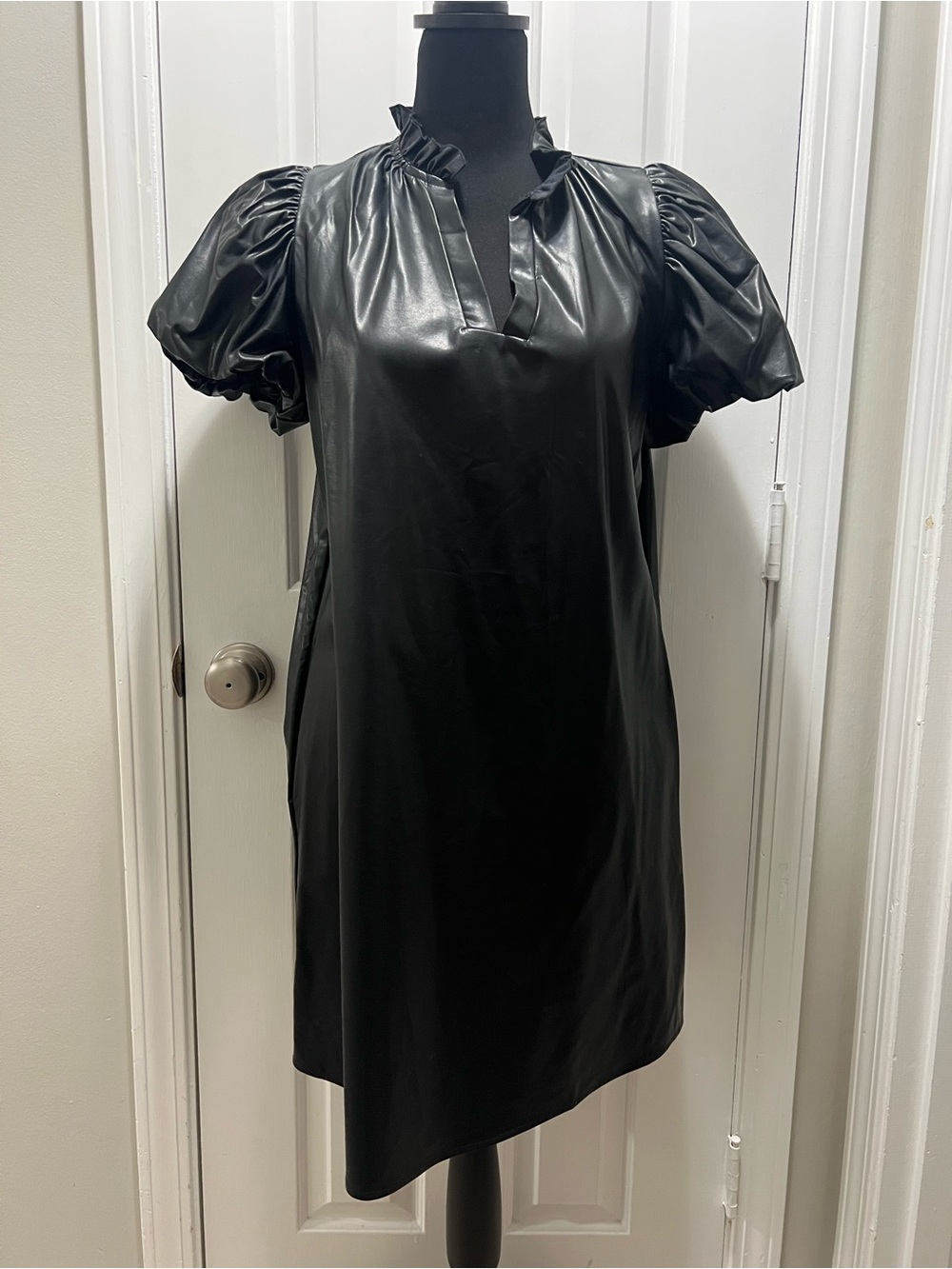 entro Black Faux Leather Puff-Sleeve Mini Dress